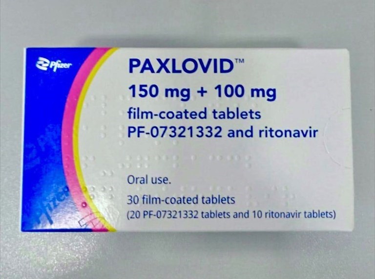 Primo trattamento con pillola antivirale Paxlovid prescritto dal Policlinico di Bari