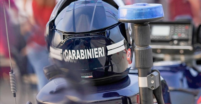 Usura ed emissione di fatture per operazioni inesistenti. Eseguita dai Carabinieri un’ordinanza di custodia cautelare nei confronti di due persone.