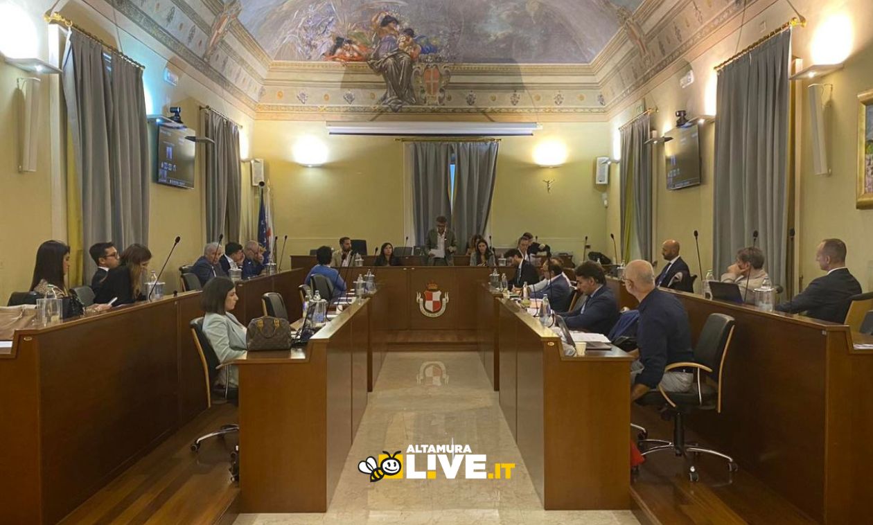 Altamura, il Sindaco Petronella azzera la Giunta comunale: revocati tutti gli assessori