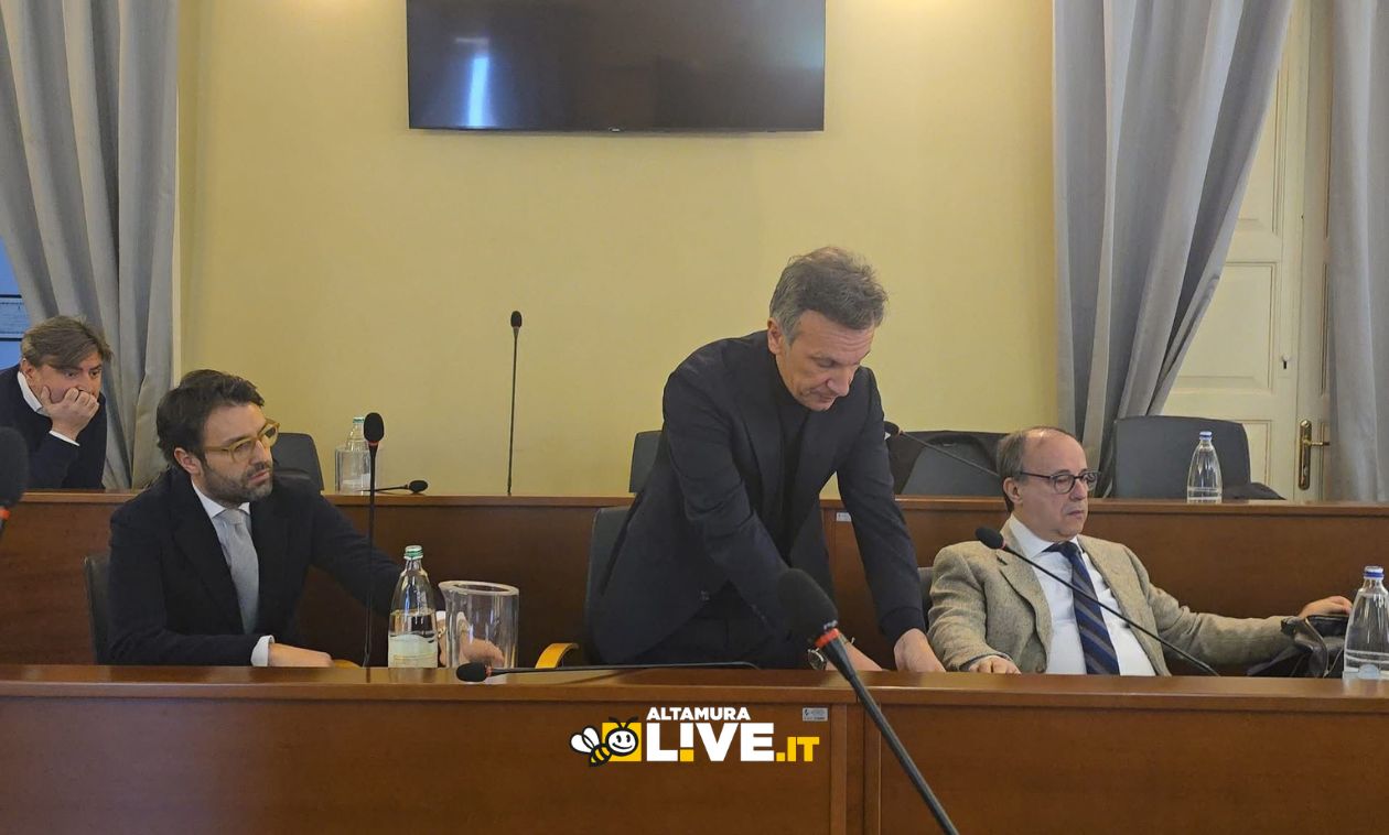 Presidio permanente dell’Opposizione: “Consiglio comunale bloccato. Chiesto l’intervento del Prefetto”