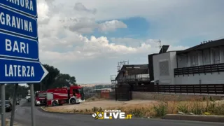 Emergenza caldo e incendi ad Altamura: fiamme in via Carpentino e via Santeramo. Bollino rosso fino a sabato