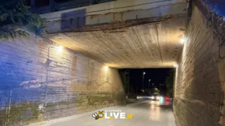 Chiuso il ponte di Via Pietro Colletta: distacchi di materiale e ferri esposti